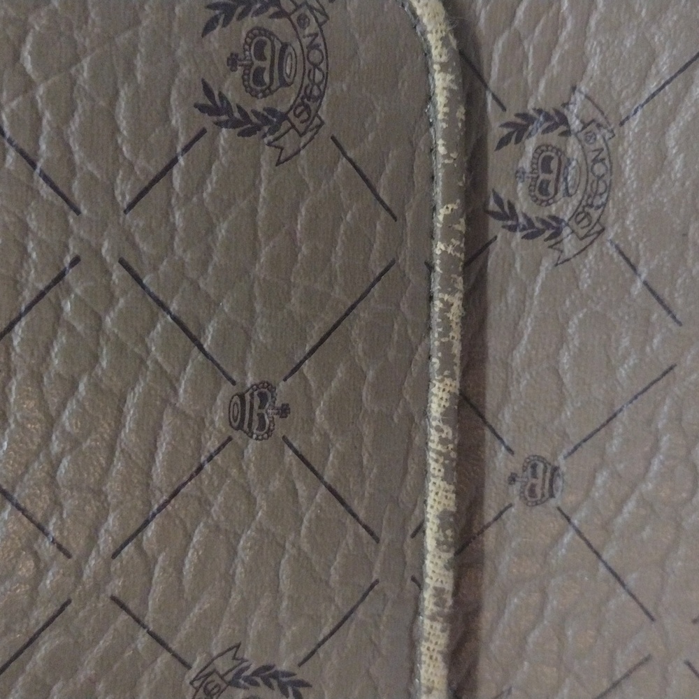 Sasson Beige Clutch Purse - Picture 4 of 11